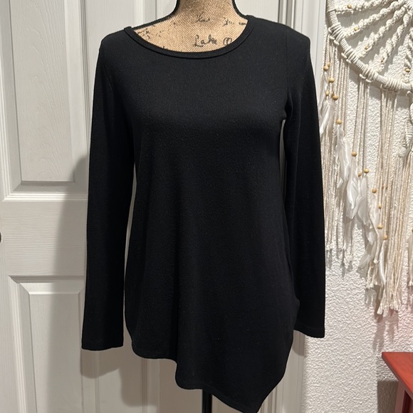 Karen Kane | Asymmetrical Long Sleeve | Small - Picture 7 of 10